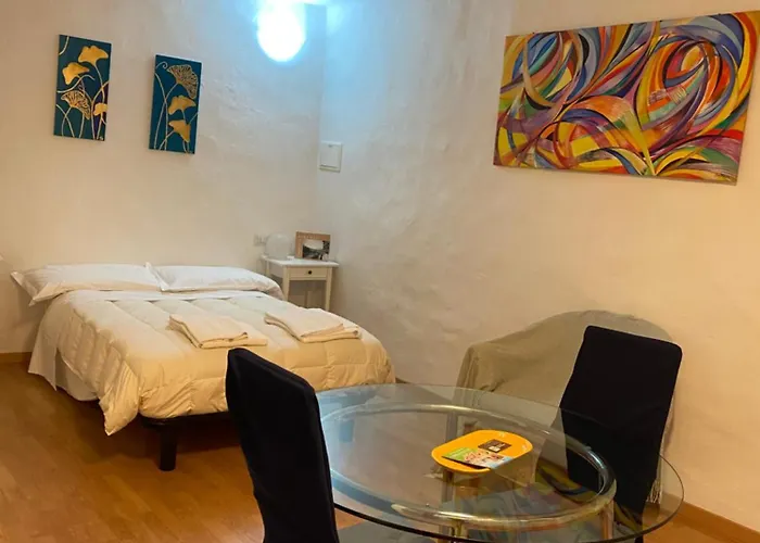 Gianfranco - Center Apartment *